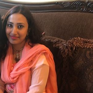 Meet your Posher, Asifa